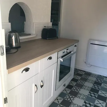 La Ptite Maison De Pour 4 Personnes Avec Jardin Royan