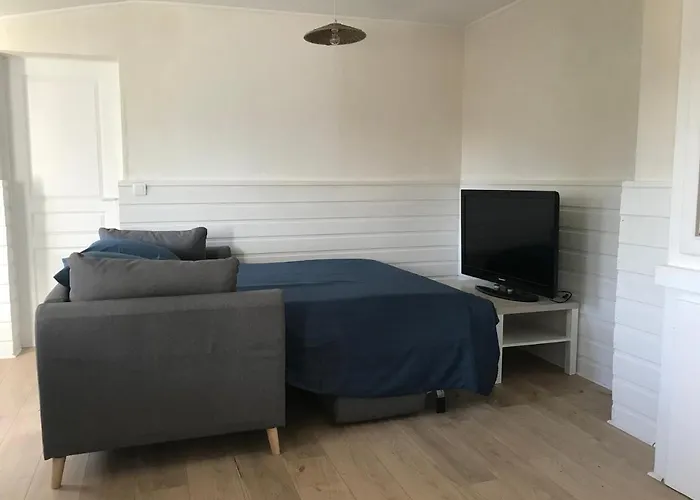 La Ptite Maison De Pour 4 Personnes Avec Jardin * رويا