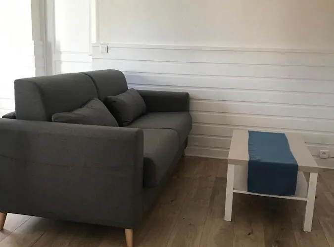 La Ptite Maison De Pour 4 Personnes Avec Jardin بيت للعطل رويا