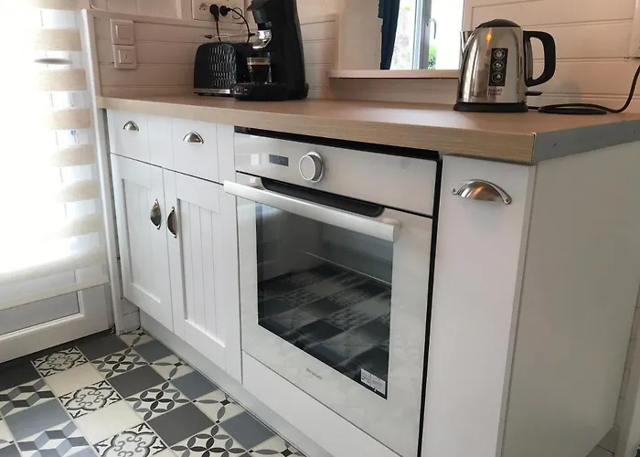 La Ptite Maison De Pour 4 Personnes Avec Jardin رويا