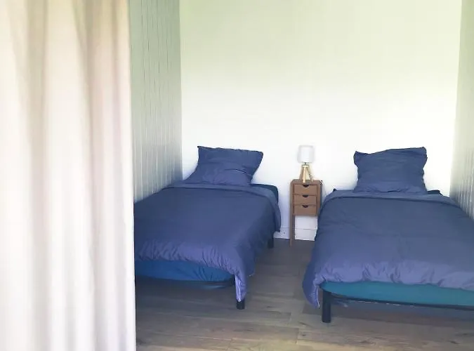 La Ptite Maison De Pour 4 Personnes Avec Jardin بيت للعطل *