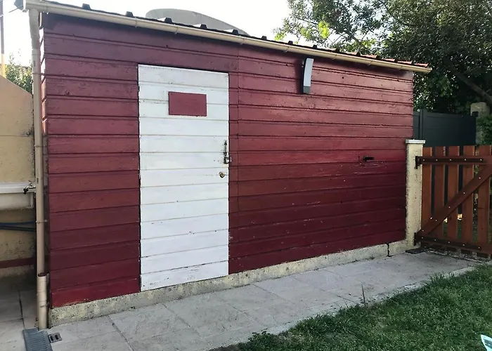 La Ptite Maison De Pour 4 Personnes Avec Jardin رويا
